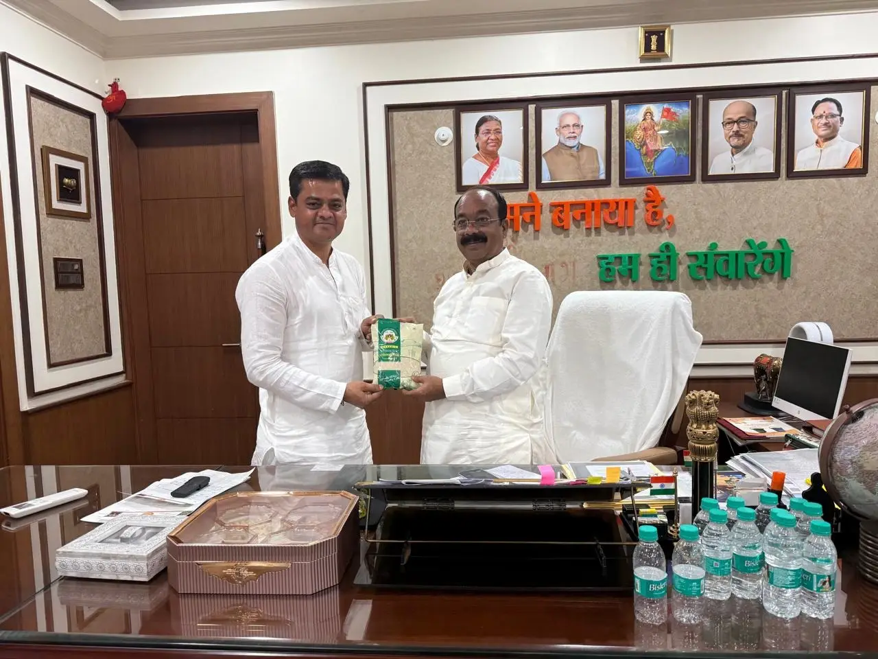 गौरेला-पेंड्रा: ग्रामीण महिलाओं की खुशबूदार सफलता! जैविक विष्णुभोग चावल पहुंचा उप मुख्यमंत्री अरुण साव तक...