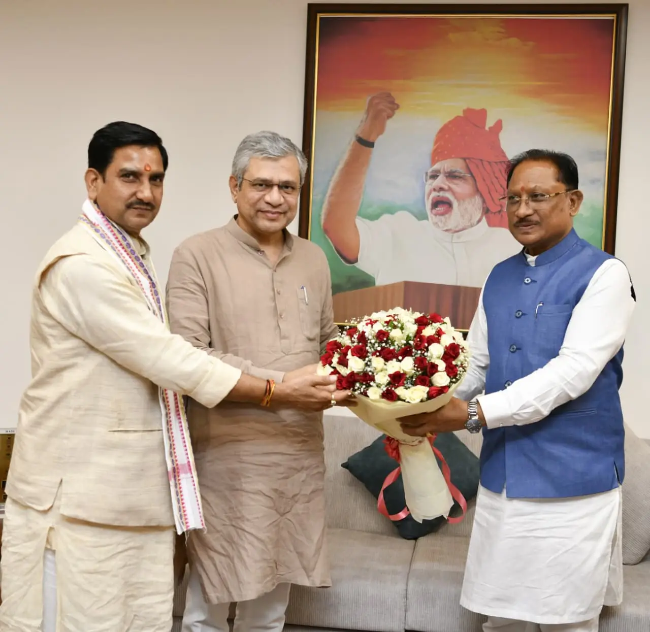रायपुर : छत्तीसगढ़ में बस्तर से सरगुजा तक रेल संपर्क मजबूत करने की दिशा में बड़ा कदम