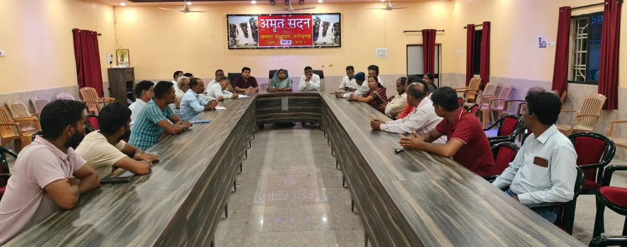 सड़कों पर आवारा मवेशियों पर प्रशासन सख्त, सड़क पर पशु छोड़ने वालों पर होगी जुर्माना और कानूनी कार्रवाई,