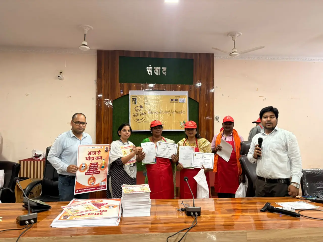 रायपुर : जशपुर में 200 स्ट्रीट फूड विक्रेताओं को मिला नि:शुल्क फॉस्टेक प्रशिक्षण