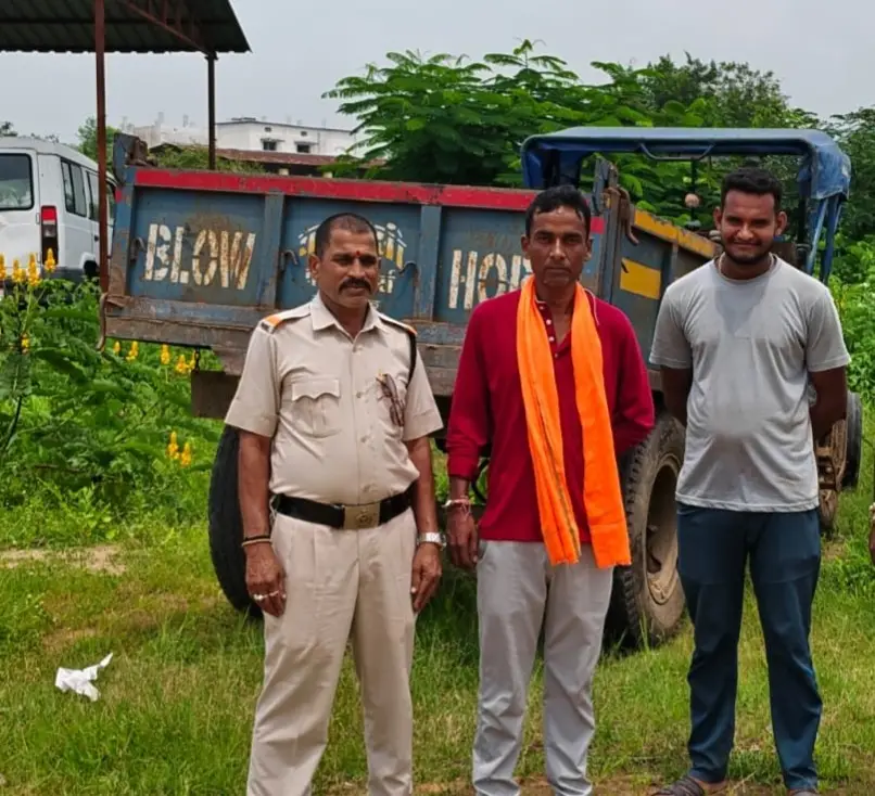 अवैध रेत परिवहन पर खनिज विभाग की सख्ती, 3 ट्रैक्टर जब्त...