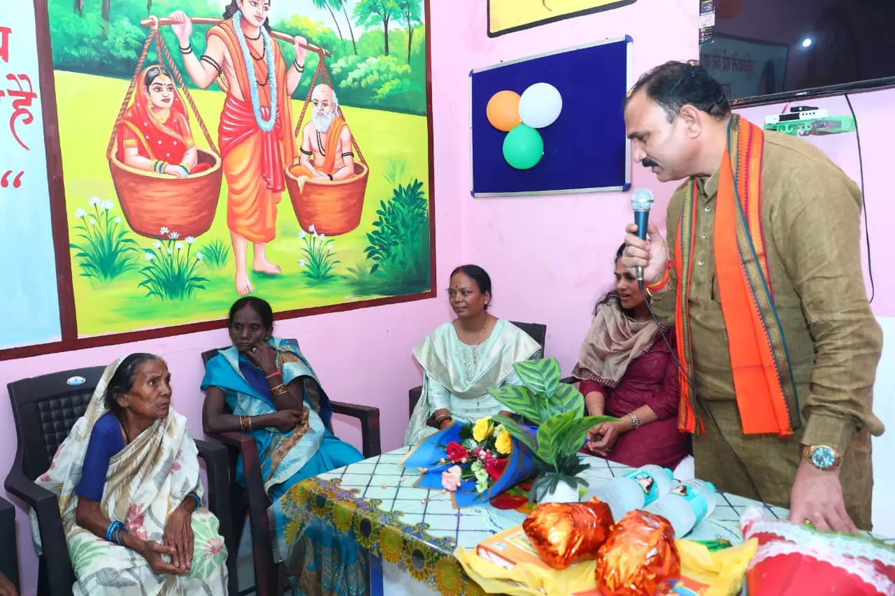 झगराखांड में हुआ वृद्धाश्रम का शुभारंभ, बुजुर्गों को मिलेगा आश्रय और बेहतर देखभाल का सहारा