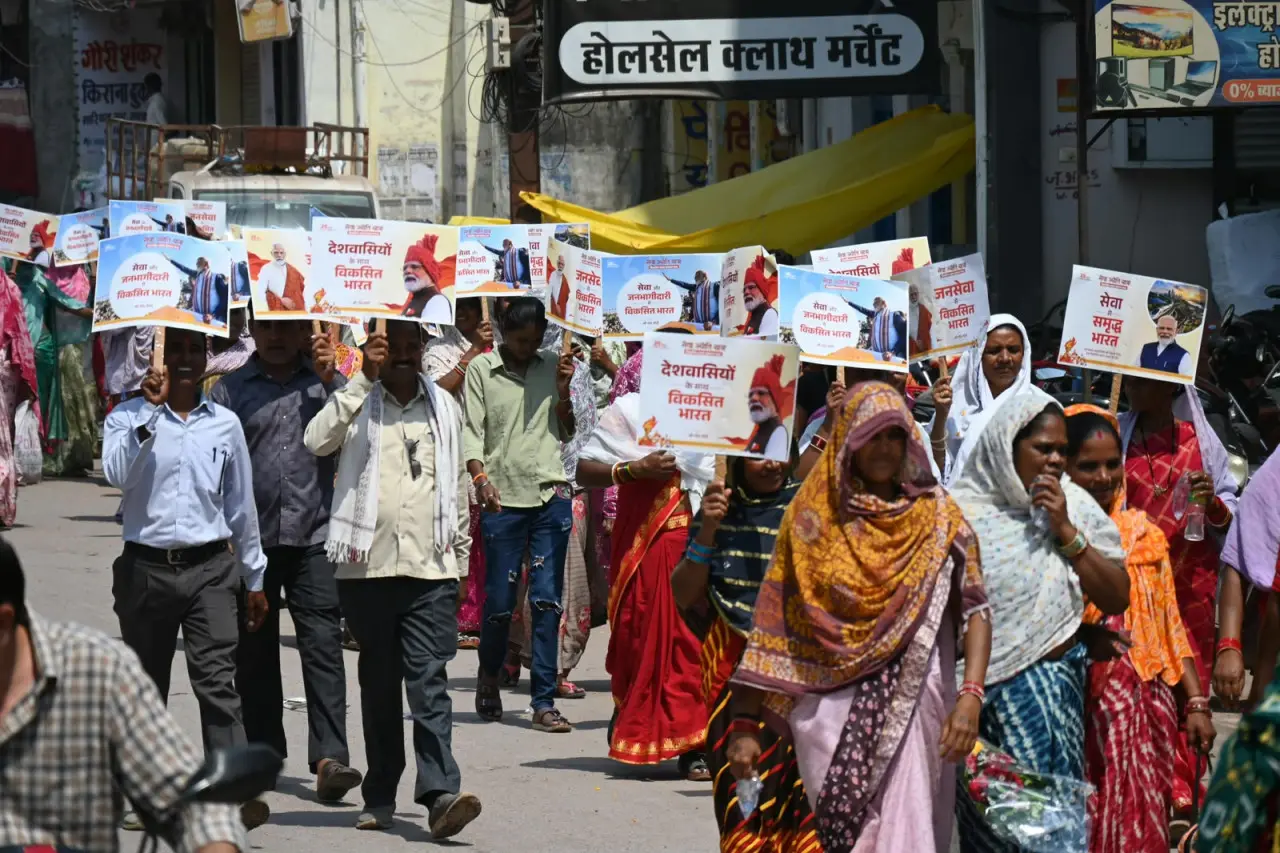 धमतरी : सेवा, समर्पण और जनभागीदारी के संदेश के साथ धमतरी में निकली ‘सेवा ज्योति यात्रा’