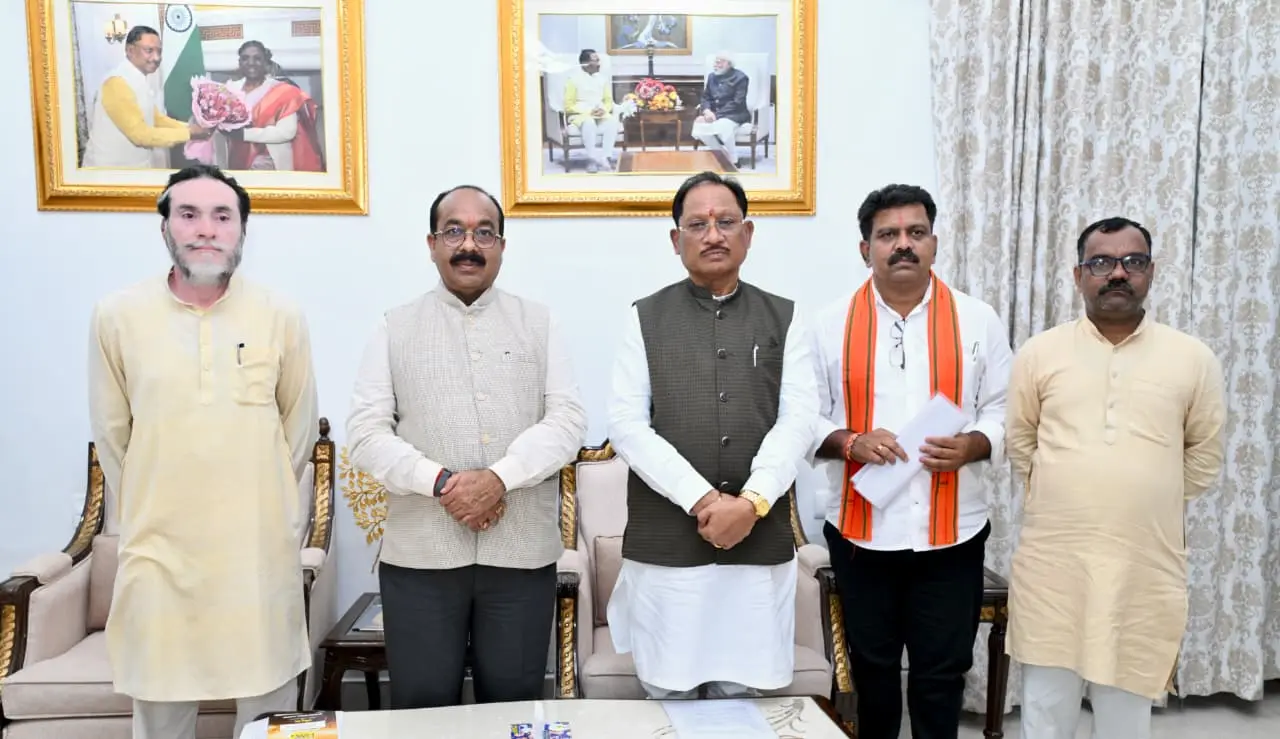 रायपुर : गन्ना किसानों के हित में बड़ा निर्णय: अब 425 रुपए प्रति क्विंटल की दर से होगी गन्ने की खरीदी