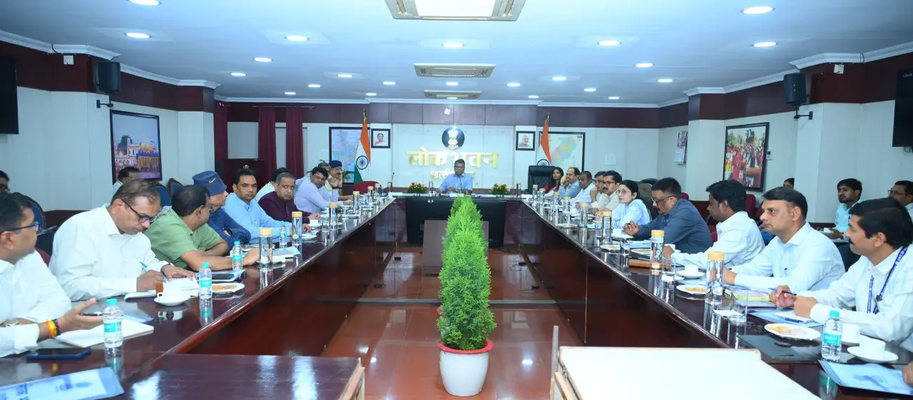 रायपुर : राष्ट्रपति श्रीमती द्रौपदी मुर्मू के छत्तीसगढ़ प्रवास की तैयारियों के संबंध में लोकभवन में बैठक आयोजित