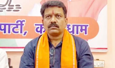 पटना रेलवे स्टेशन के पास बहुमंजिला होटल में लगी भीषण आग