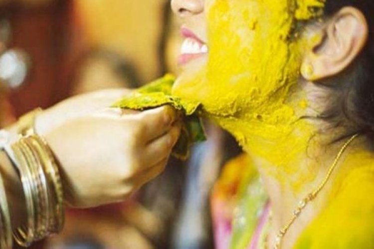शादी से पहले दूल्हा-दुल्हन को क्यों लगाई जाती है हल्दी