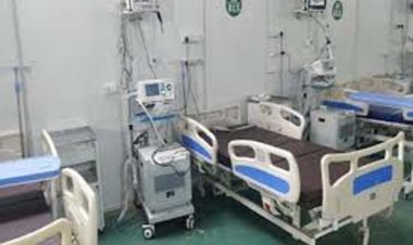 सीहोर में मतदान सामग्री वितरण स्थल पर बनाया गया है दो बिस्तरीय मिनी आईसीयू