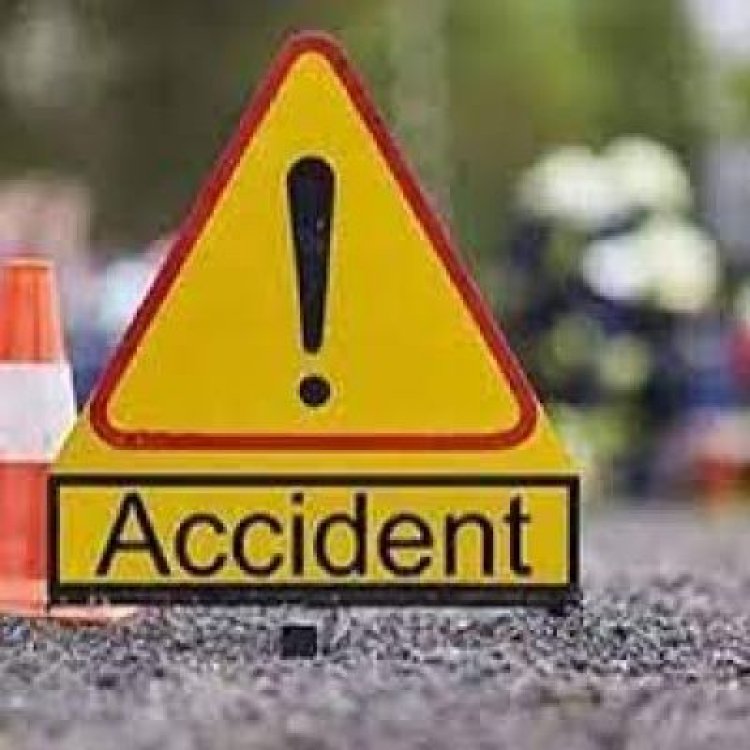 पाकिस्तान में बस दुर्घटना में 20 लोगों की मौत