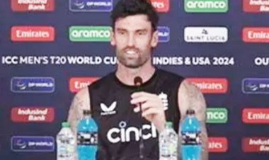 T20 World Cup : इंग्लैंड के तेज गेंदबाज टॉपली को उम्मीद है कि बल्लेबाज सुपर आठ में बदल देंगे स्थिति