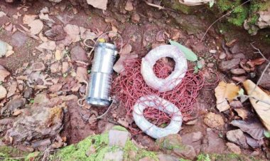 5 -5 किलो के 2 बम बरामद