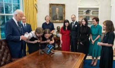 रूस से बंदियों की अदला-बदली के बाद रिहा हुए तीन अमेरिकी स्वदेश पहुंचे