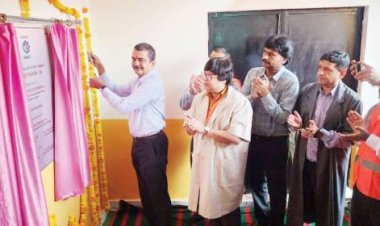 इस्पात सचिव का बैलाडीला दौरा