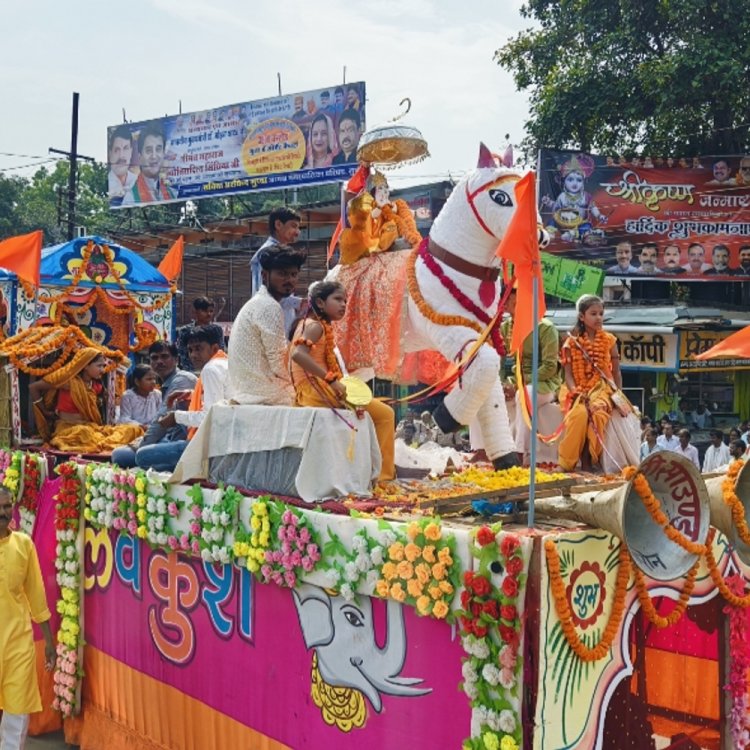 लव कुश जयंती पर निकली शोभायात्रा:कुशवाह समाज ने निकाला चल समारोह; लव कुश की झांकी रही आकर्षण का केंद्र