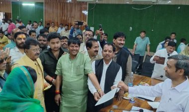 जिला पंचायत जशपुर में भाजपा का कब्जा,अध्यक्ष सालिक साय और उपाध्यक्ष शौर्य प्रताप सिंह जूदेव हुवे निर्विरोध निर्वाचित