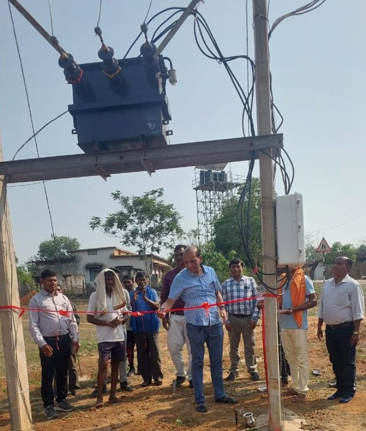 रायपुर : घने वनों में उजाले की खुशी : 17 वनग्रामों में पहुंची बिजली