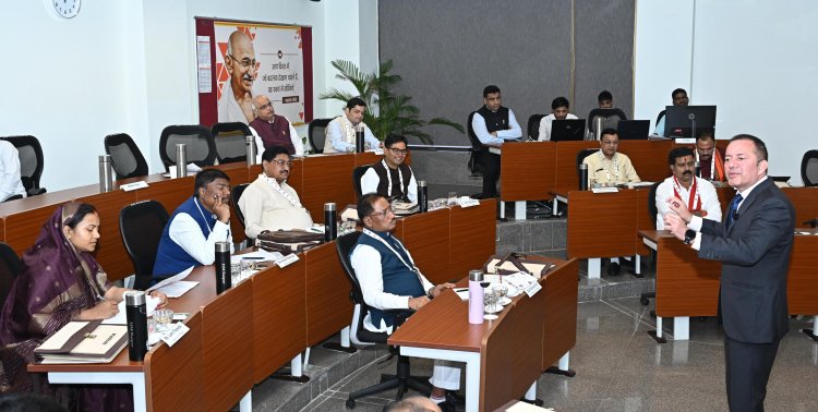 मुख्यमंत्री विष्णु देव साय एवं मंत्रिमंडल का चिंतन शिविर 2.0 शुरू