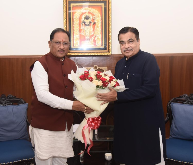 केंद्रीय मंत्री नितिन गडकरी से मिले मुख्यमंत्री विष्णुदेव साय,आदिवासी अंचलों तक सड़कों की पहुँच से विकास की गति होगी तीव्र - मुख्यमंत्री...