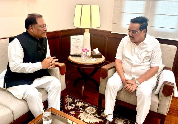 मुख्यमंत्री विष्णुदेव साय ने केंद्रीय जलशक्ति मंत्री श्री सी आर पाटिल से की मुलाकात, बोधघाट परियोजना पर हुई चर्चा