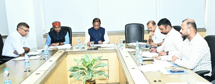 हिंसक वन्यप्राणियों द्वारा जनहानि, फसल हानि के प्रकरणों का संवेदनशीलता से करें निराकरण : मुख्यमंत्री विष्णु देव साय