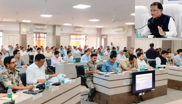 CG Breaking : CM साय ने दंतेवाड़ा सहित सुकमा, बीजापुर और बस्तर जिलों के उच्चाधिकारियों की बैठक ली..पढ़ें पूरी ख़बर