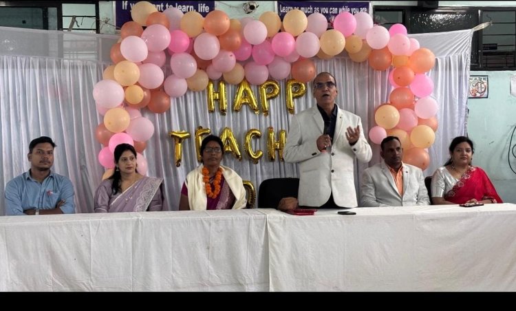 स्वामी आत्मानंद विद्यालय चिरमिरी में शिक्षक दिवस पर भव्य आयोजन सम्पन्न 