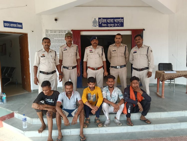 एसईसीएल वर्कशाप से चोरी मामले में 5 आरोपियों को पुलिस ने किया गिरफ्तार। 5 लाख कीमत के लोहे की मशीनरी किया जप्त।