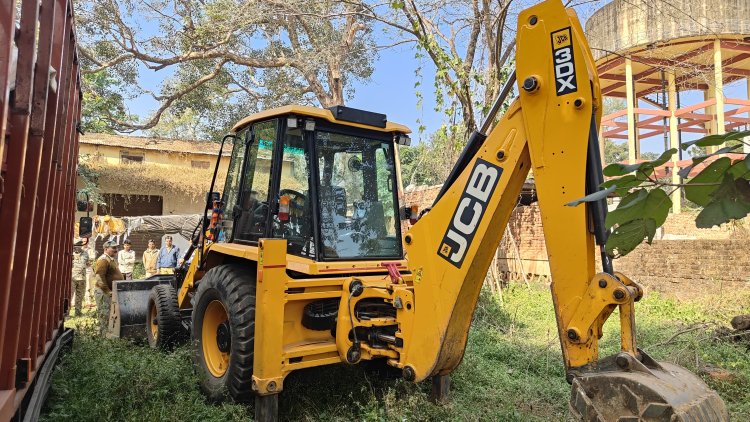 आज का दिन में प्रकाशित खबर का हुआ असर : वनभूमि में जेसीबी से अवैध उत्खनन मामले में वन विभाग ने किया जेसीबी को जब्त,आरोपी अभी भी गिरफ्त से बाहर