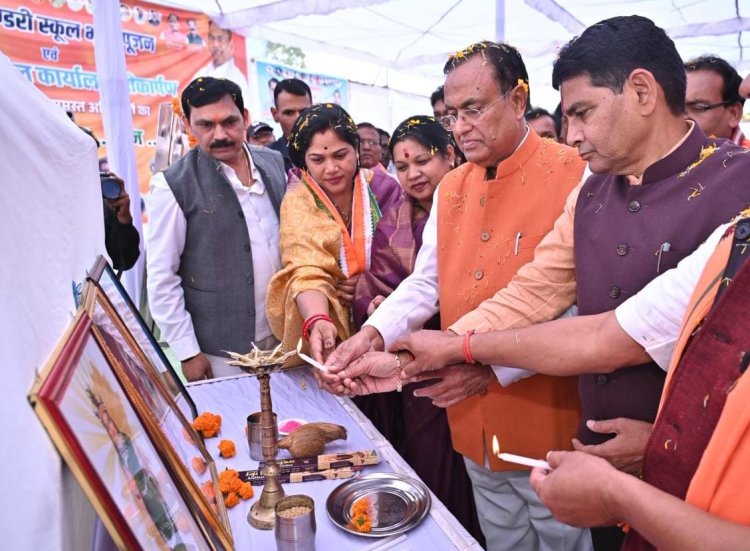 रायपुर : प्रदेश में हो रहे चहुमुखी विकाश का हर वर्ग को मिल रहा है लाभ-मंत्री श्री टंक राम वर्मा  