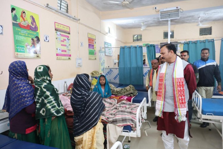 स्वास्थ्य मंत्री श्री श्याम बिहारी जायसवाल ने सामुदायिक स्वास्थ्य केंद्र साजा का किया निरीक्षण  