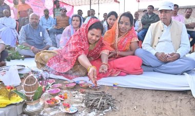 मंत्री श्रीमती लक्ष्मी राजवाड़े ने किया 8 करोड़ रुपए से अधिक लागत वाले पुल निर्माण कार्यों का भूमिपूजन    