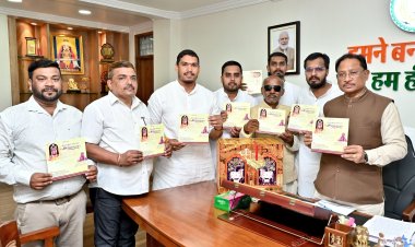 मुख्यमंत्री विष्णुदेव साय ने श्री रामकथा पोस्टर एवं कैलेंडर का किया विमोचन,