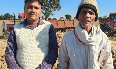 पिता-पुत्र साथ में समिति में बेचा 30.80 क्विंटल धान