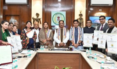 रायपुर : रक्षक पाठ्यक्रम छात्रों के सुरक्षित भविष्य गढ़ने में सहायक होगा – मुख्यमंत्री विष्णुदेव साय,,,