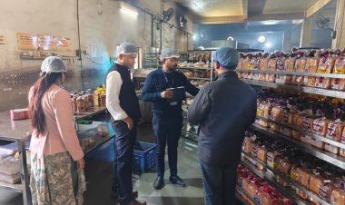 खाद्य सामग्रियों की गुणवत्ता सुनिश्चित करने लगातार औचक जांच जारी : 14 लाख 63 हजार रुपए मूल्य का पनीर जब्त    