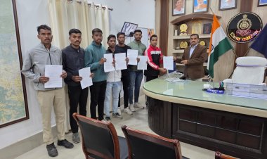 जिला पुलिस बल आरक्षक संवर्ग चयन प्रक्रिया वर्ष 2023–24 में कोरिया पुलिस ने सोमवार को 07 अभ्यर्थियों को जारी किया नियुक्ति पत्र,