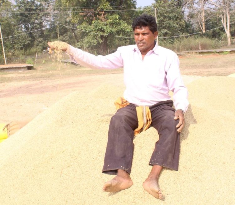 धान बिक्री से मिले पैसों से किसान जगतराम चौहान करेंगे बेटे की शादी