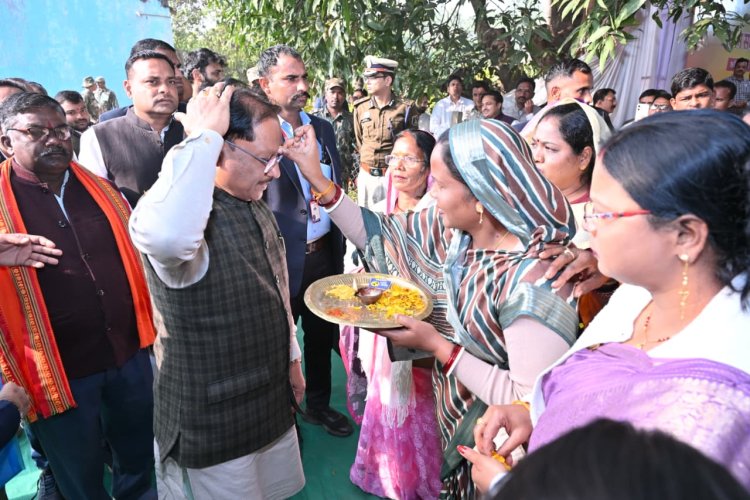 मुख्यमंत्री विष्णुदेव साय का जशपुर दौरा,दो वर्षों के सुशासन में विकास के नए आयाम, 1000 करोड़ से अधिक की सड़क-पुल परियोजनाएं स्वीकृत*-*विष्णु देव साय