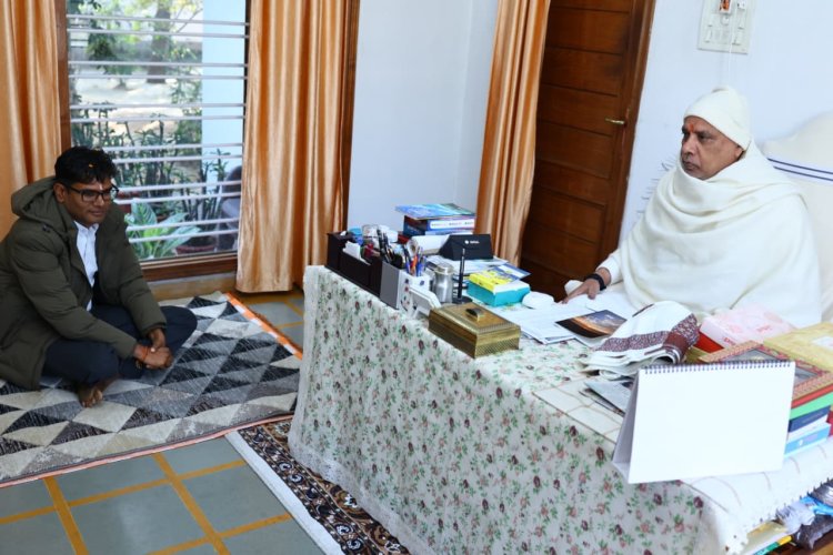 वित्त मंत्री ने ग्राम बनोरा स्थित अघोर गुरुपीठ में गुरु दर्शन कर लिया आशीर्वाद  