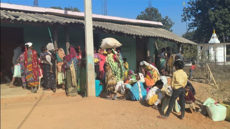 सरगुजा में फर्जी राशन कार्ड से बड़ा घोटाला, फूड इंस्पेक्टर और नायब तहसीलदार के सामने उजागर हुई गड़बड़ी, कोई एक्शन नहीं