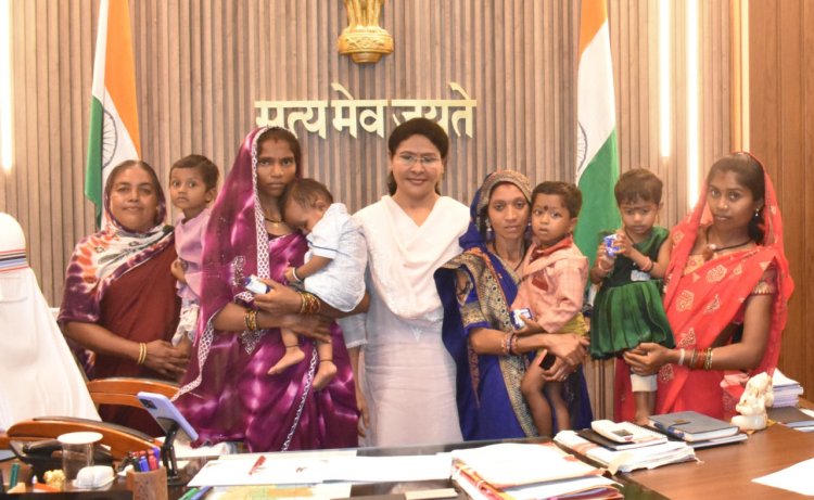 रायपुर : कुपोषण मुक्ति की दिशा में सफल रहा मिशन गोद अभियान : जनभागीदारी से जिले में 20 प्रतिशत बच्चों को मिली कुपोषण से मुक्ति