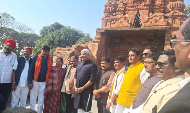 केंद्रीय संस्कृति एवं पर्यटन मंत्री श्री गजेन्द्र सिंह शेखावत ने किया ऐतिहासिक सिरपुर के पुरातात्विक स्थलों का निरीक्षण  