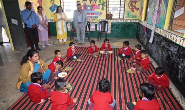 आकांक्षी ब्लॉक गौरेला में चल रहे योजनाओं और नवाचार कार्यक्रमों का नीति आयोग के केंद्रीय प्रभारी अधिकारी श्री भरत भूषण वर्मा ने किया मूल्यांकन  
