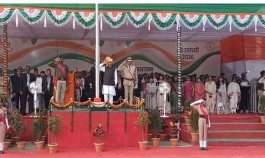 छत्तीसगढ़ में 77वें गणतंत्र दिवस की धूम, CM साय ने बिलासपुर में फहराया झंडा