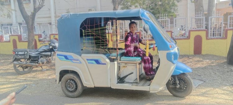 श्रम से स्वरोजगार की ओर: दीदी ई-रिक्शा योजना ने संवारी सुषमा सतनामी की जिंदगी