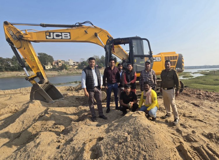 एक चैन माउंटेन एवं एक ट्रैक्टर जब्त : अवैध रेत उत्खनन के मामले में कार्रवाई