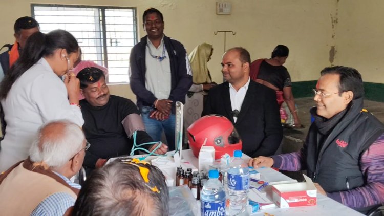 20 वर्षों बाद गेल्हापानी को मिला अस्थाई स्वास्थ्य केंद्र, स्वास्थ्य मंत्री श्याम बिहारी जायसवाल की पहल से जगी उम्मीद...