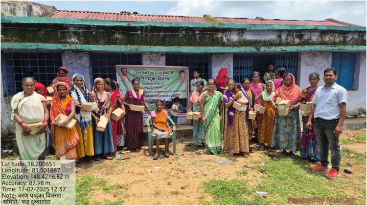 तेंदूपत्ता संग्राहकों में खुशियों की लहर : छत्तीसगढ़ सरकार ने फिर शुरू की चरणपादुका योजना, 12.40 लाख वनवासियों को मिला लाभ