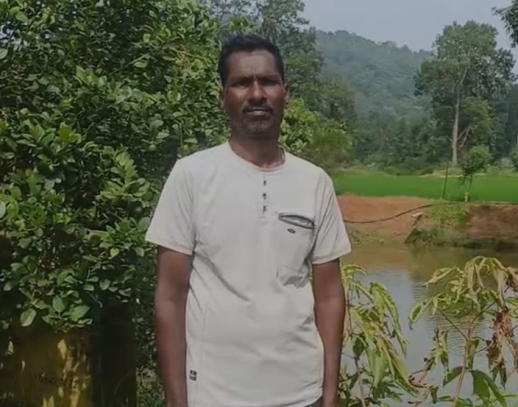 बलरामपुर : डबरी निर्माण से स्वावलंबन की राह में अग्रसर हुए रूपेंद्र तिर्की