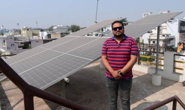 प्राकृतिक ऊर्जा से रोशन हो रहा प्रवीण शुक्ला का घर